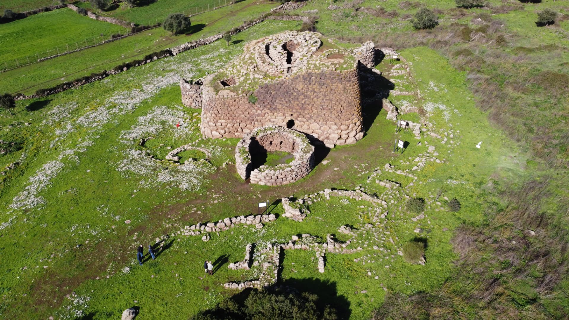 Nuraghe Losa